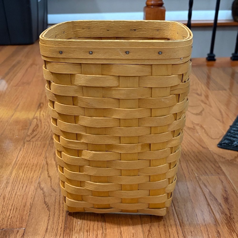 Longaberger Golden Woven Basket/Lamp Lid